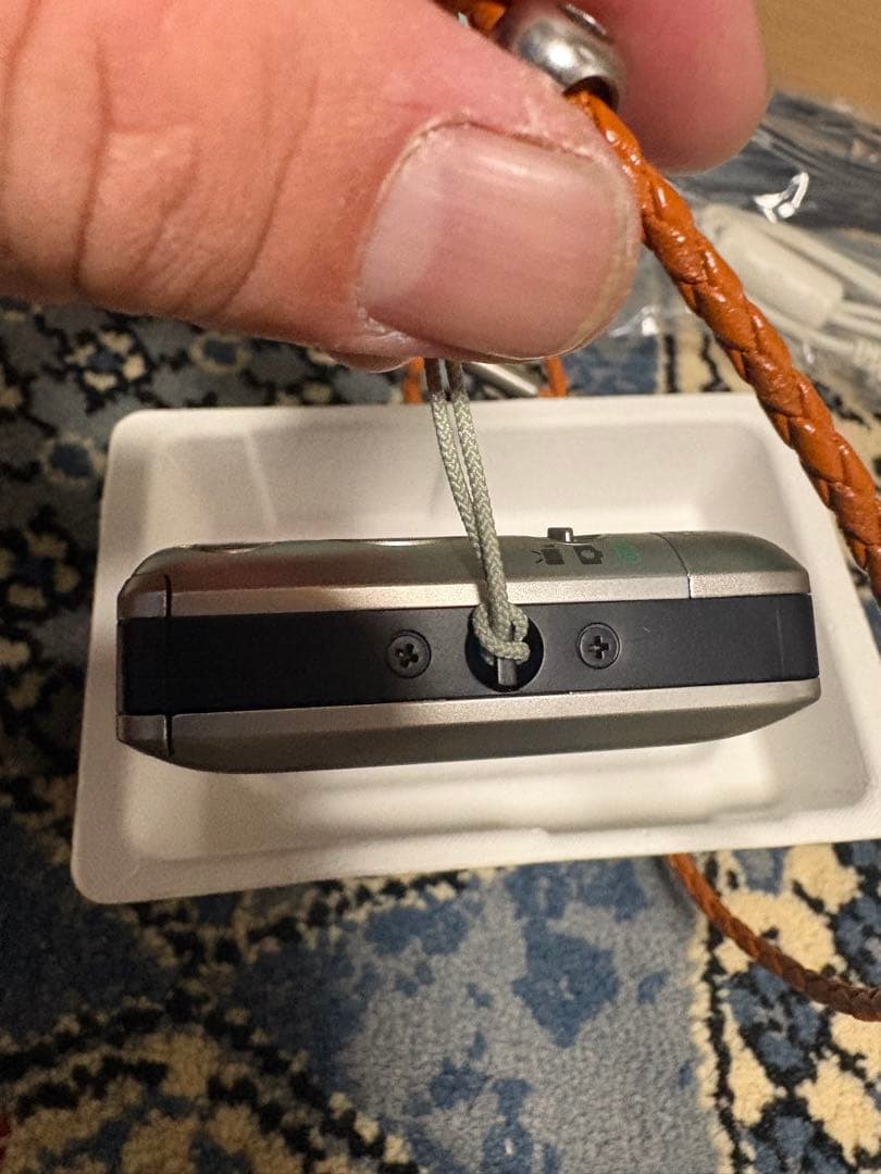 IXY DIGITAL 220 IS (純正レザーケース付)