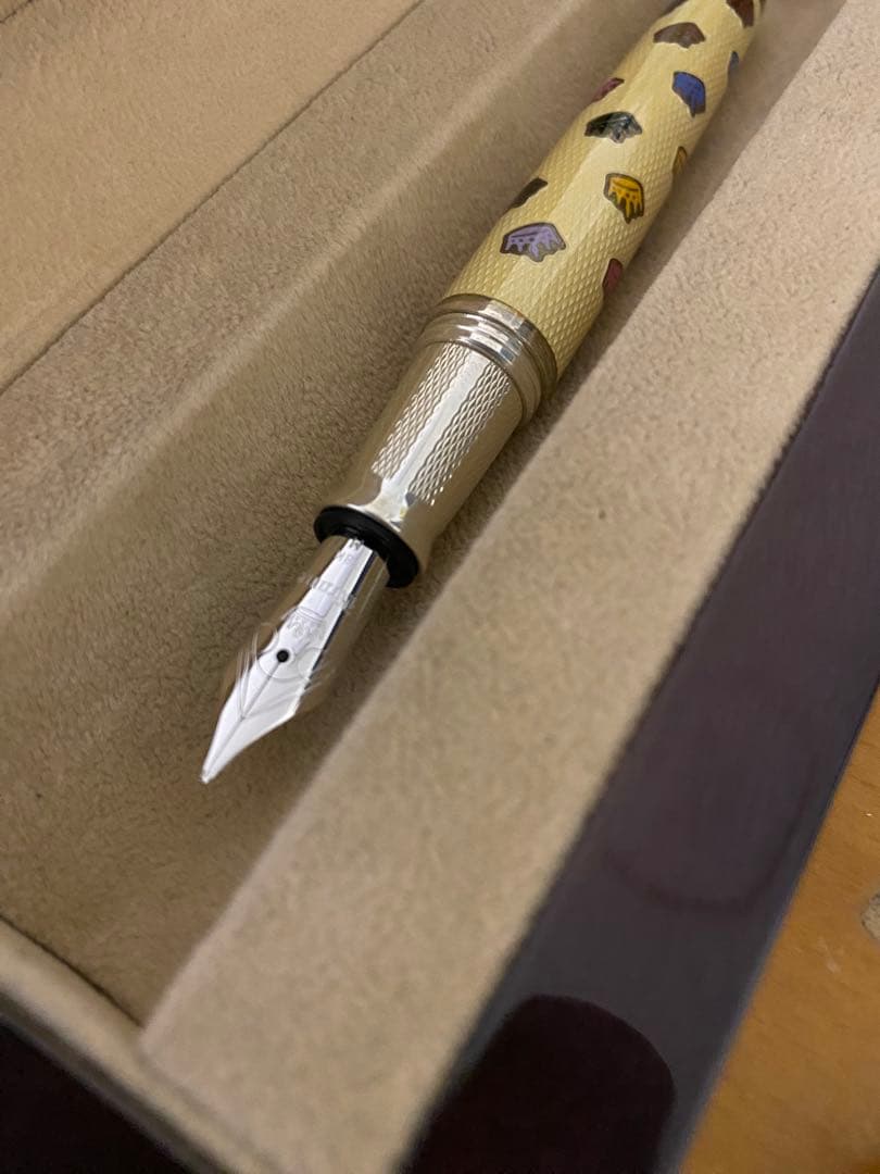 クローネ　万年筆