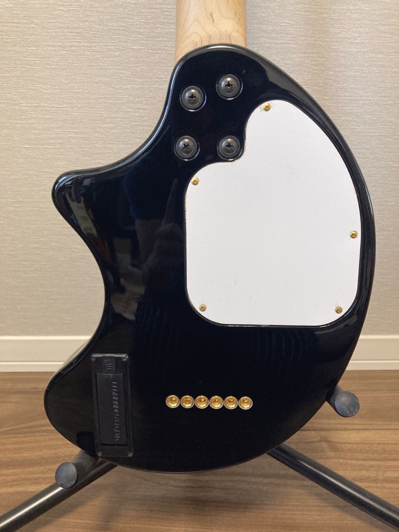 新品同様 FERNANDES ZO-3 フェルナンデス ZO-3C 黒 ブラック