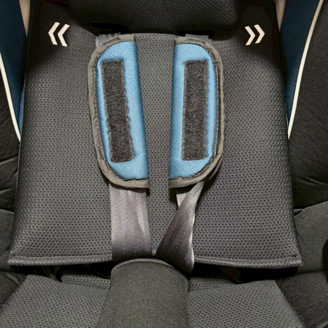 「美品：洗濯済」Aprica formfit チャイルドシート ISOFIX