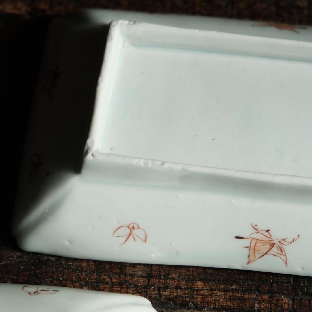 花と蝶々◆伊万里　花蝶文長方皿２客　刺身皿　芍薬　骨董・antiques 明治期