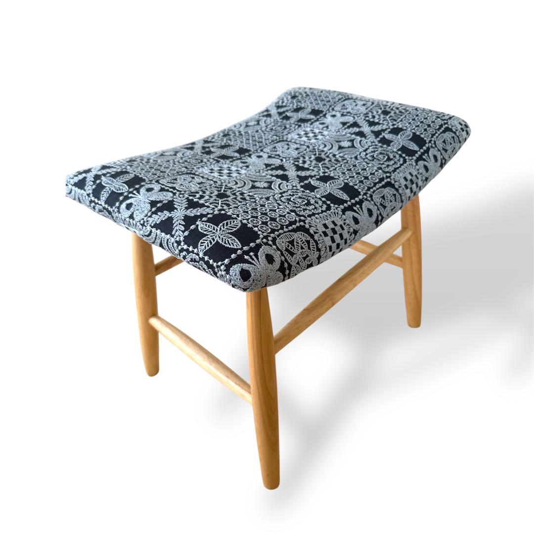 ミナペルホネン　生地使用　スツール オットマン　チェア　イス　椅子　インテリア