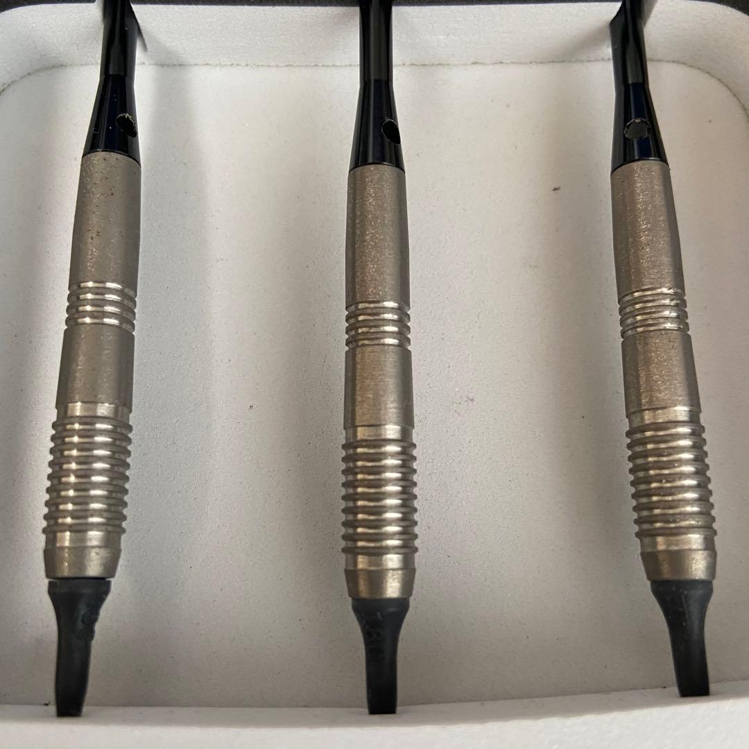 TARGET T01 廃盤ダーツ