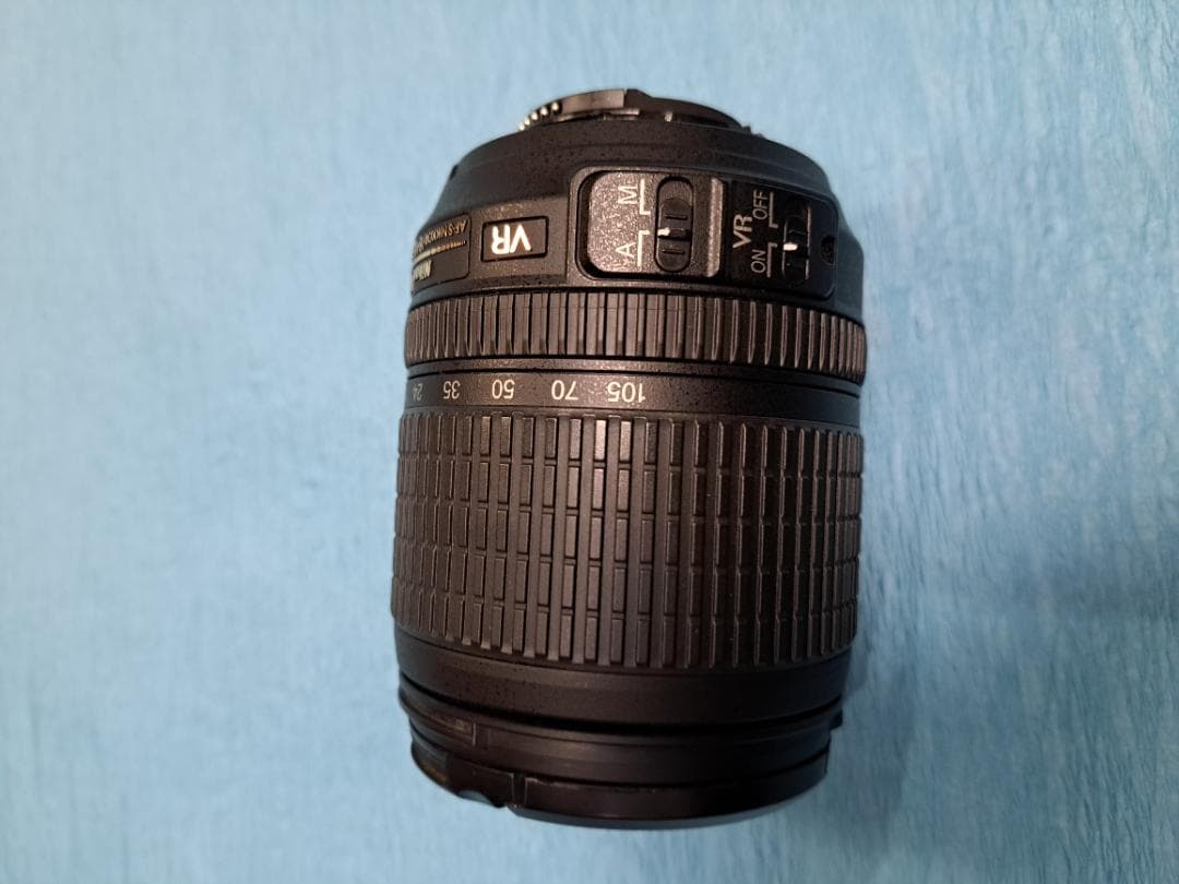 新春特別特価　Nikon D3100【大人気のメタリックRED】 ズームレンズ