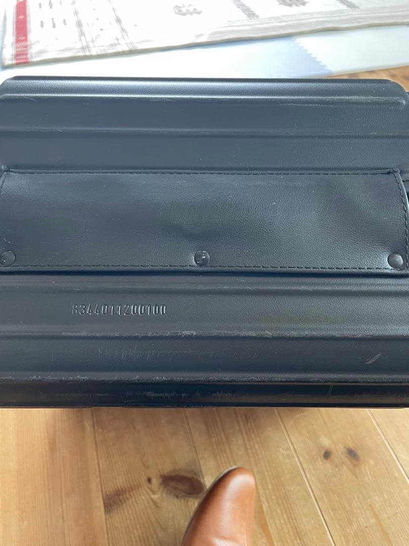 RIMOWA(リモワ サルサ）　27L　キャリーケース　４輪