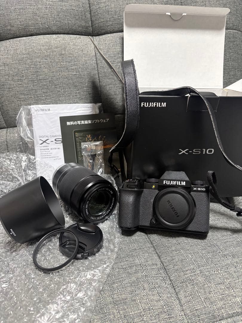 T*a様 FUJIFILM X-S10 ミラーレスカメラ 本体とレンズ付き