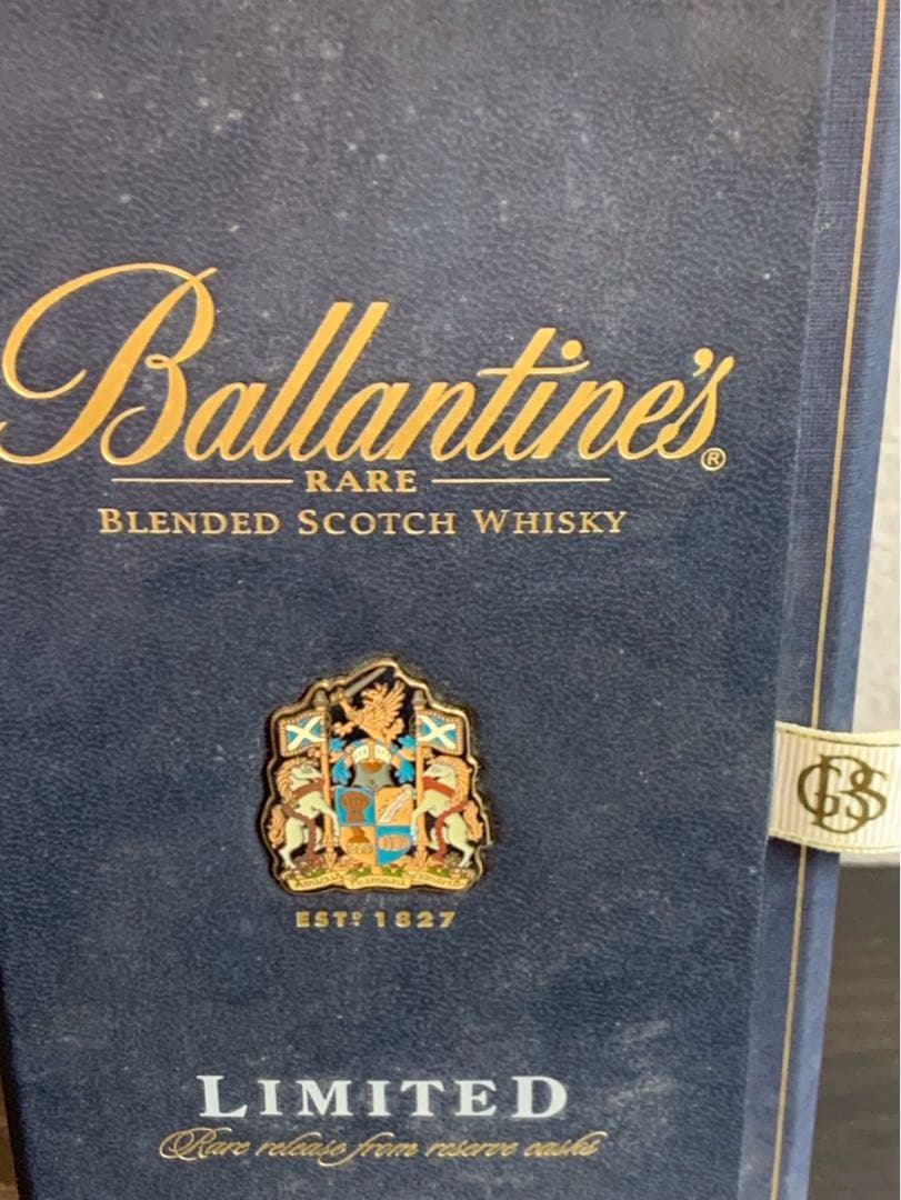ウイスキー Ballantine's Rare Blended Scotch Whisky