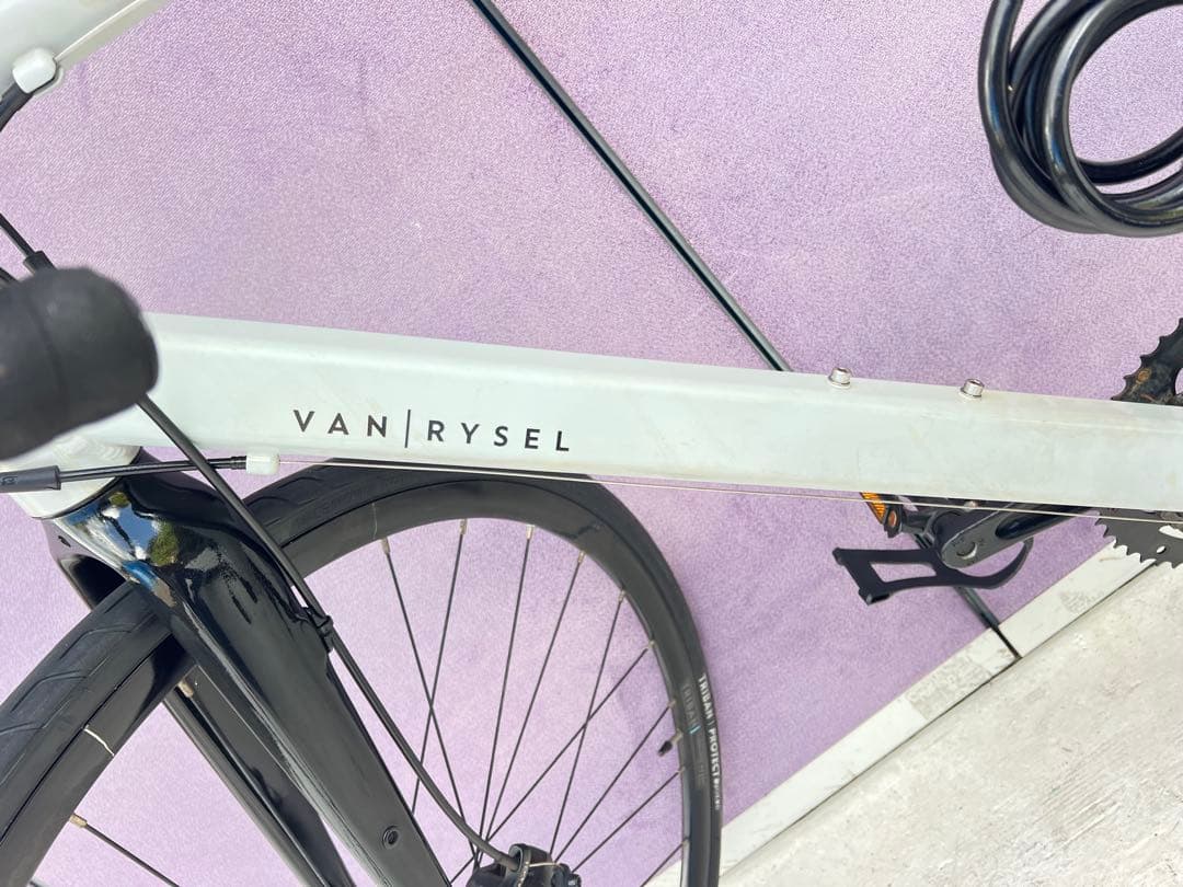 Van Rysel RC120 ディスク ロード バイクTriban RC120