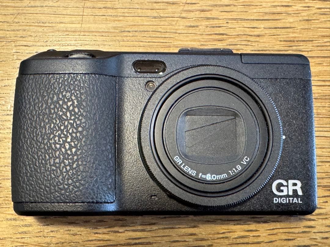 デジタルカメラ RICOH GR DIGITAL IV