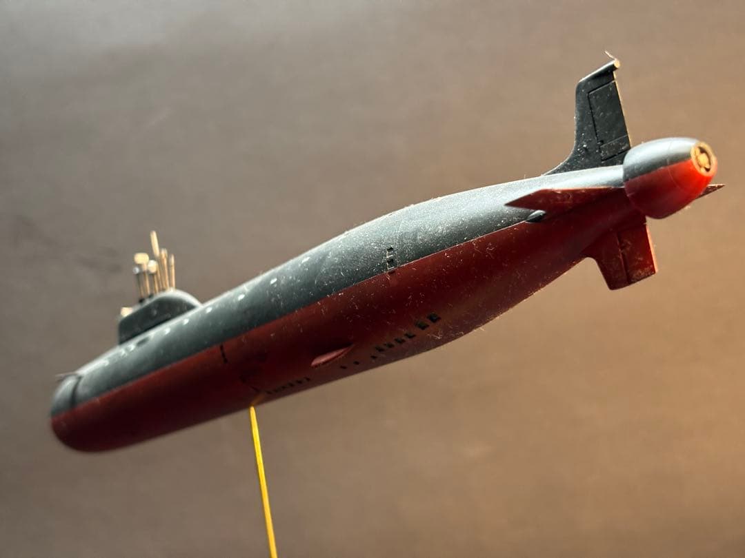 ステレス艦〝ズムウォルト〟＆ロシア原潜（1/350)