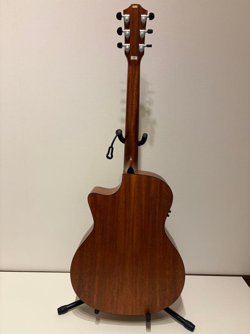 Baton Rouge AR11C/ACE アコースティックギター