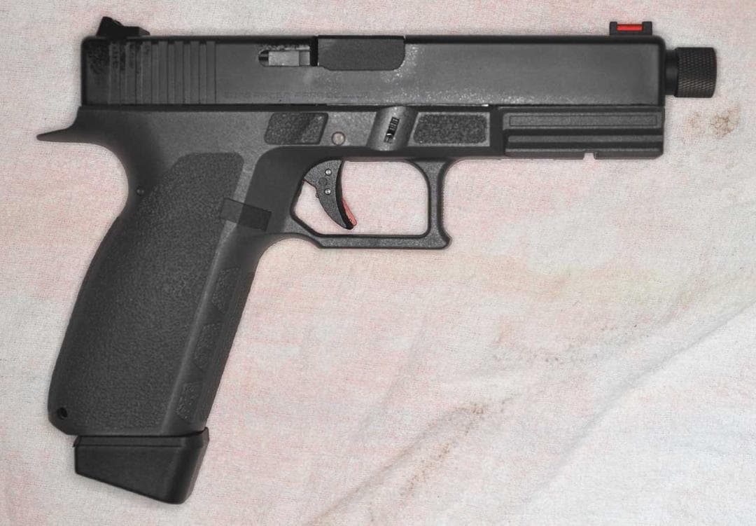 Carbon8 STRIKER NEUN QUELL CO2 ハードケース付