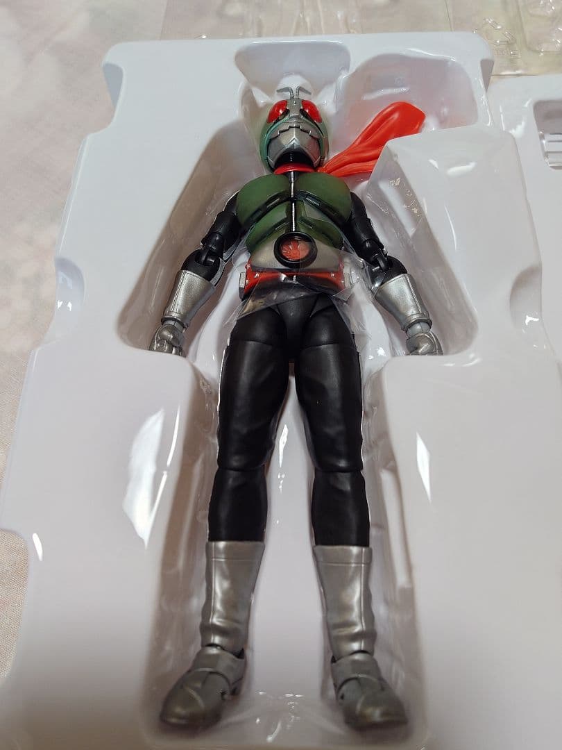 S.H.フィギュアーツ 真骨彫製法 仮面ライダー新1号・新2号 保護シート付き