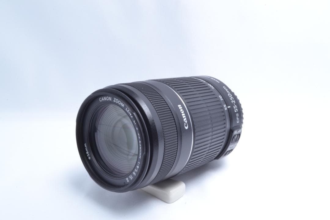 Canon EF-S 55-250mm 1:4-5.6 IS II 望遠レンズ✨