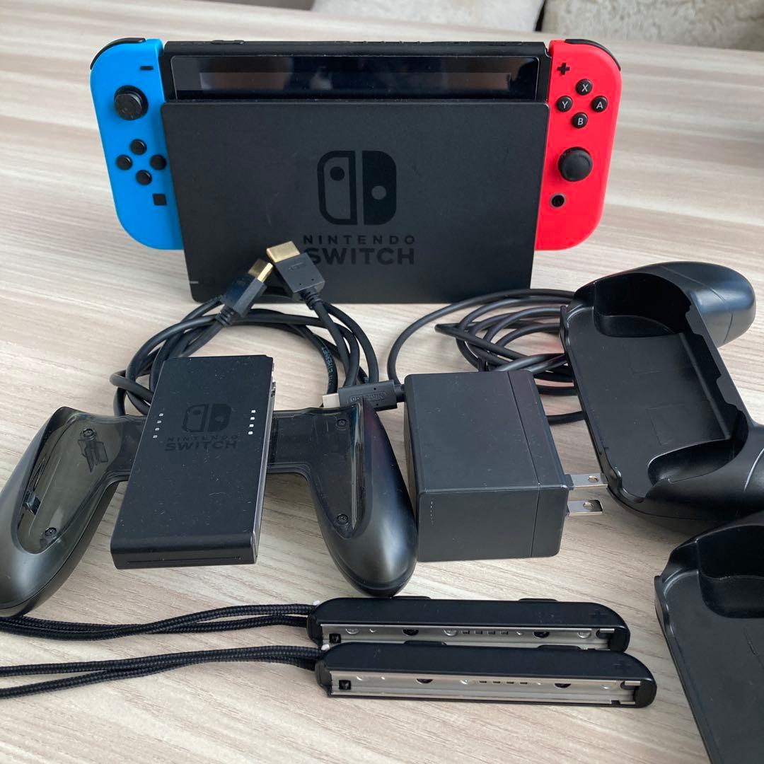 Nintendo Switch 本体 + 付属品全て