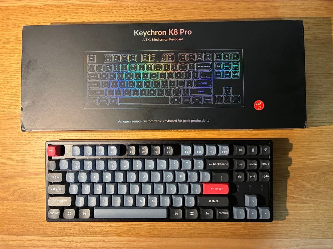 Keychron K8 pro メカニカルキーボード/US配列/青軸
