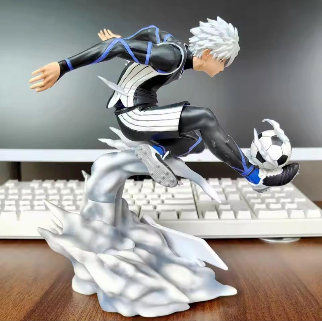 ブルーロック　凪誠士郎　フィギュア