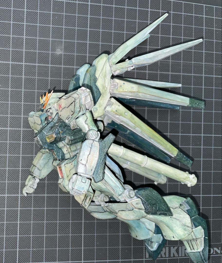 νガンダム全塗装アニメ塗りおまけつきハイニューガンダムガンプラプラモデル