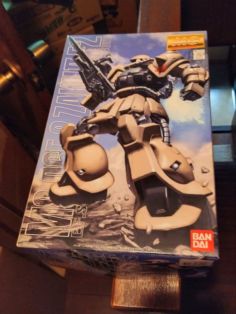 ガンプラ　BANDAI MG MS-06F-2 ZAKU II F2