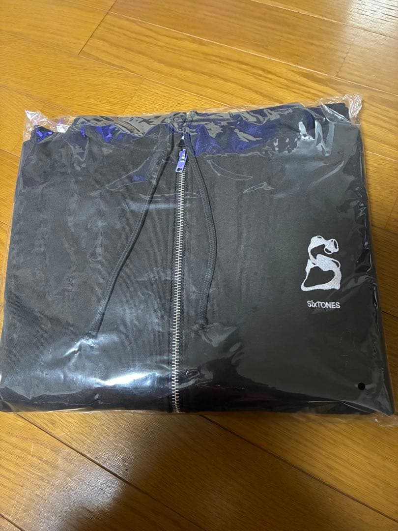 SixTONES パーカー MILE SixTONES グッズ