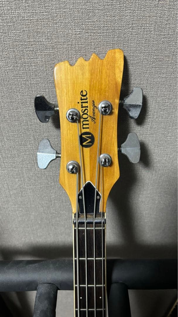 mosrite ベース