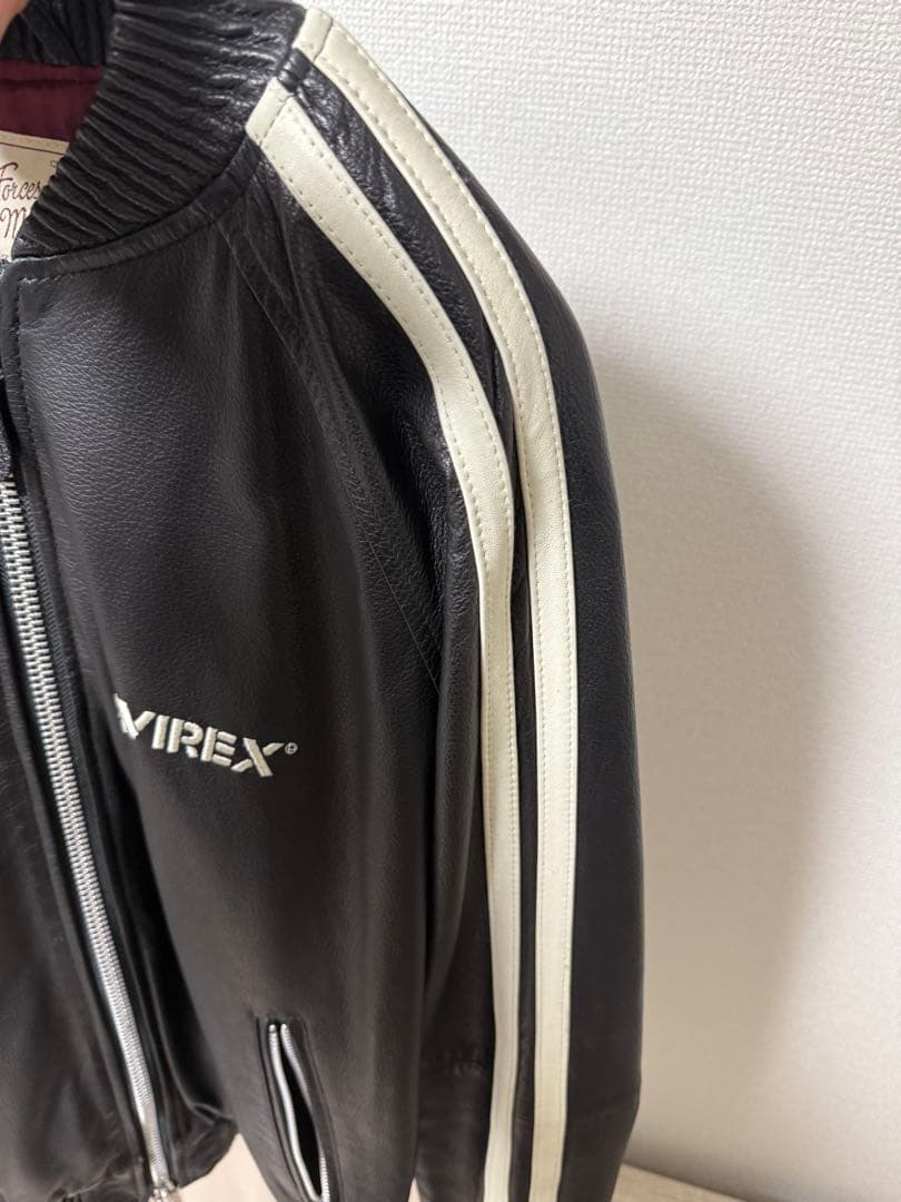 美品　AVIREX ラムレザー トラックジャケット