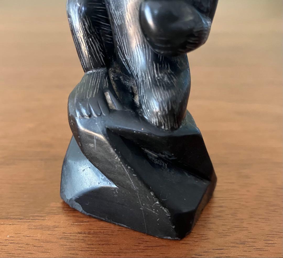 猿　石彫刻