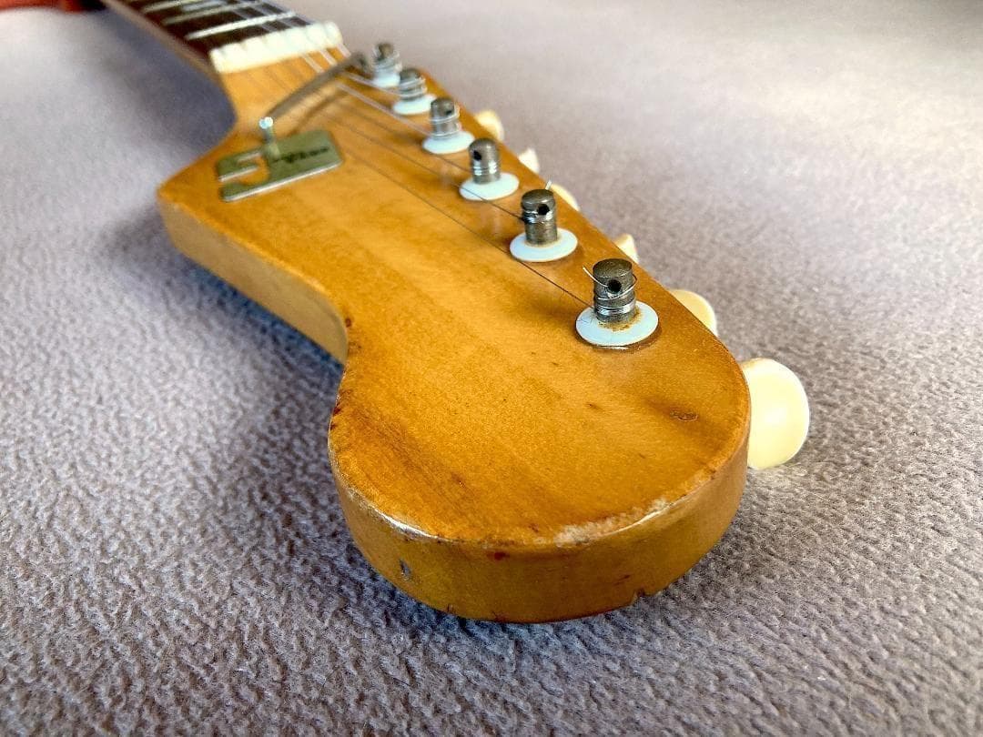 Guyatone LG-80T（1965年） レッド 貴重なオフセットの名品