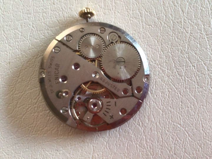 ENICAR  17JEWELS  SWISS.   手巻き時計　ヴィンテージ