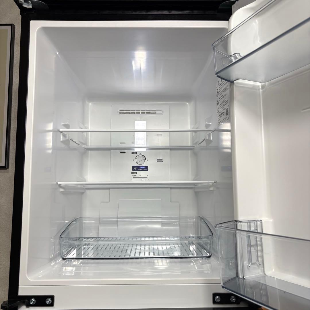 2023年製 冷蔵庫 一人暮らし 単身用 小型 3ヶ月保証付き ガラスドア 高級