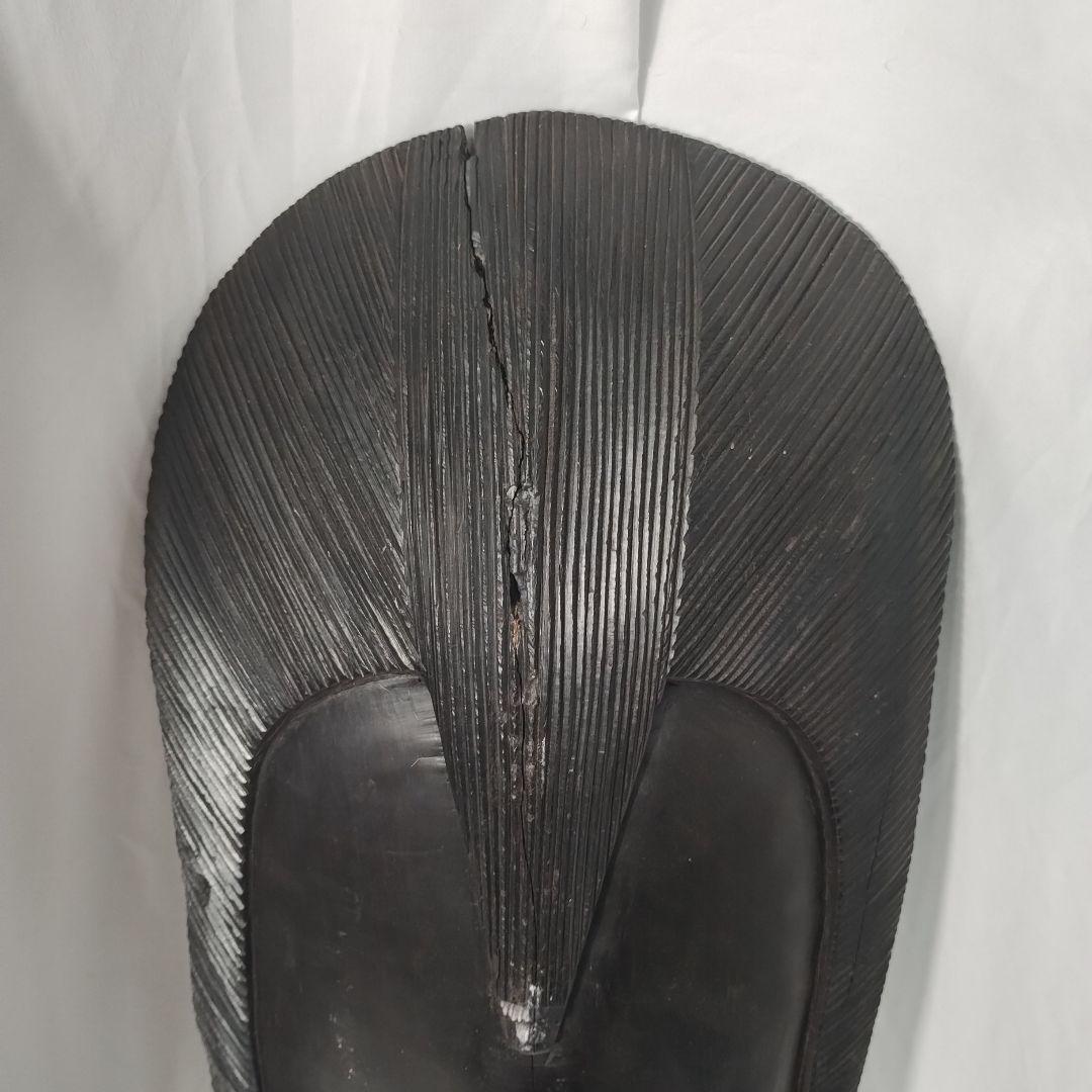 c(亀裂あり)タンザニア 木製 彫刻 木彫り 面　特大