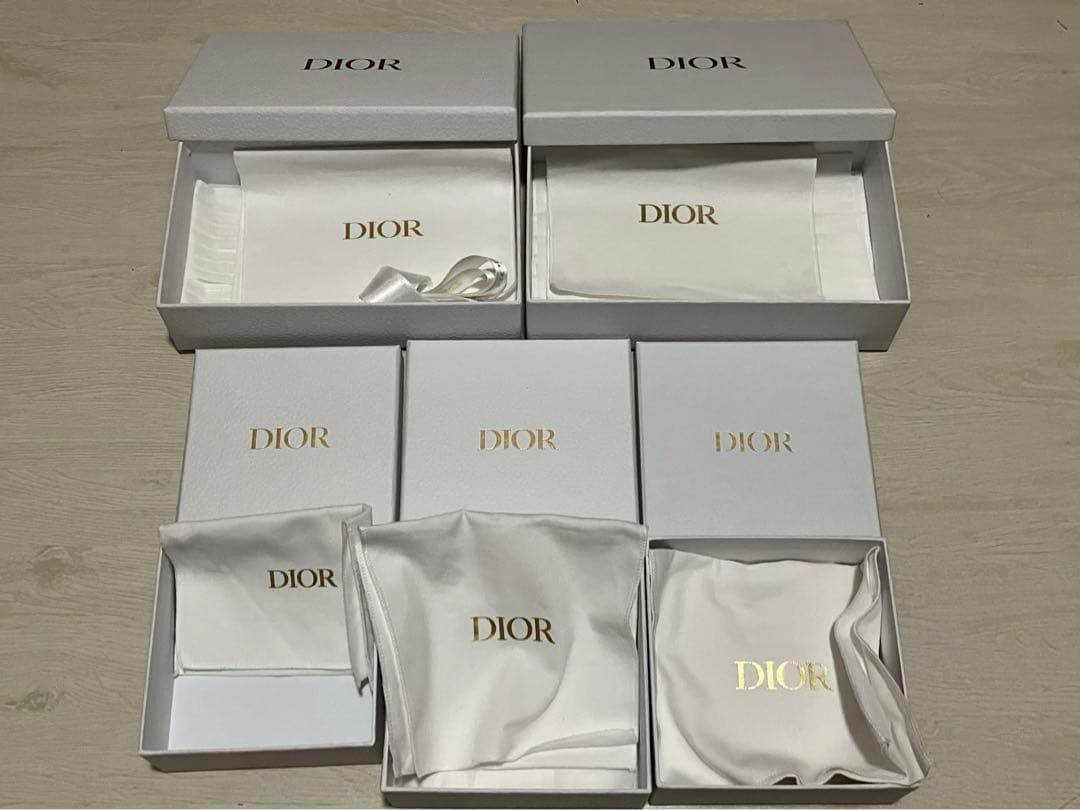 DIOR 財布空箱
