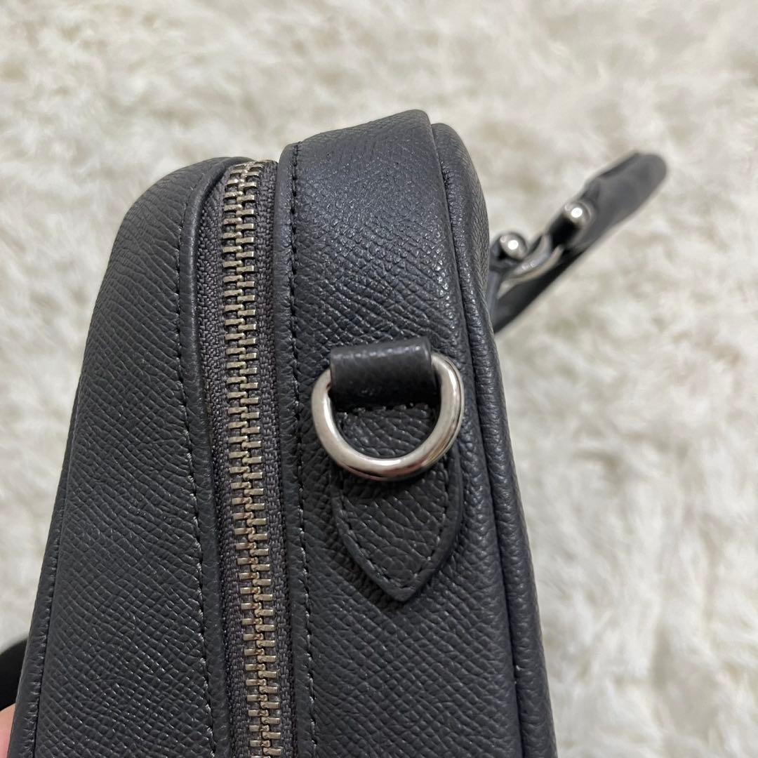 ペッレモルビダ PELLE MORBIDA デッキナイン deck9 一室