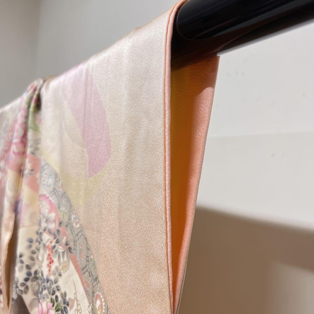 振袖　刺繍　牡丹　乱菊　霞　熨斗　花模様　成人式　着物　125tz