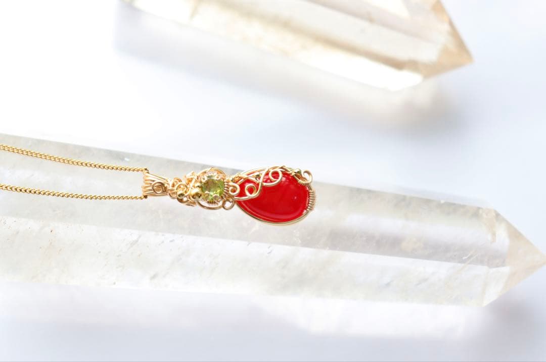 アンダラクリスタルのワイヤージュエリーネックレス✧ドラゴンズブラッド✧ペンダント