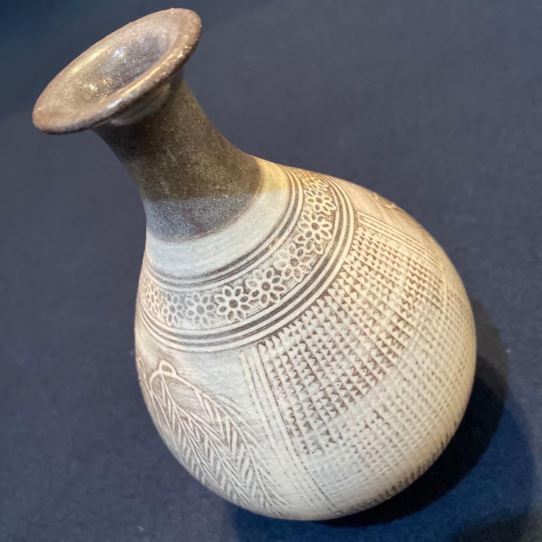 唐津焼　名工【中里 重利】(造)の『三島 徳利』共箱※美品　徳利