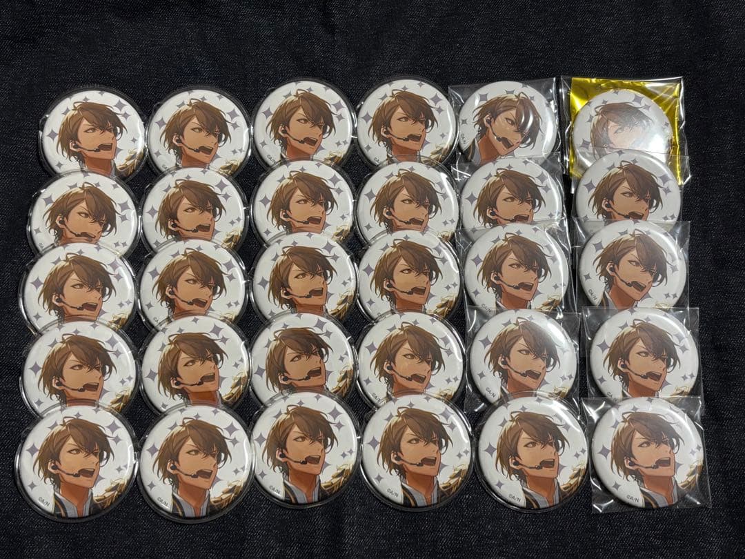 ピンズ・ピンバッジ・缶バッジ Y