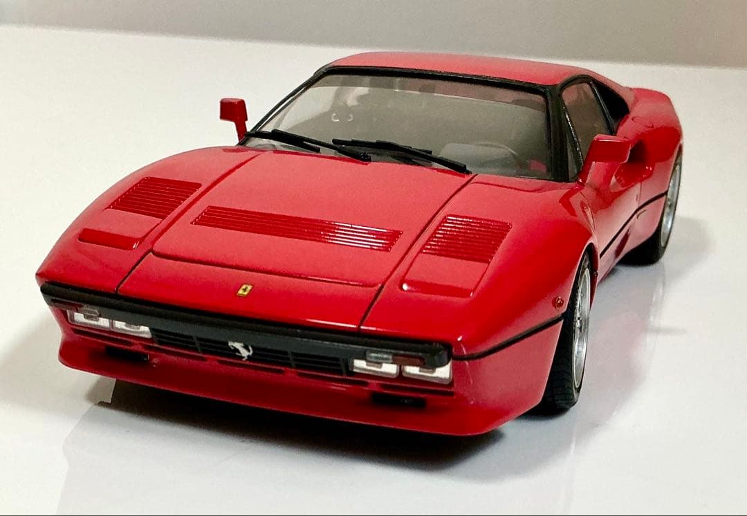 フジミ1/24フェラーリ 288GTO完成品です。
