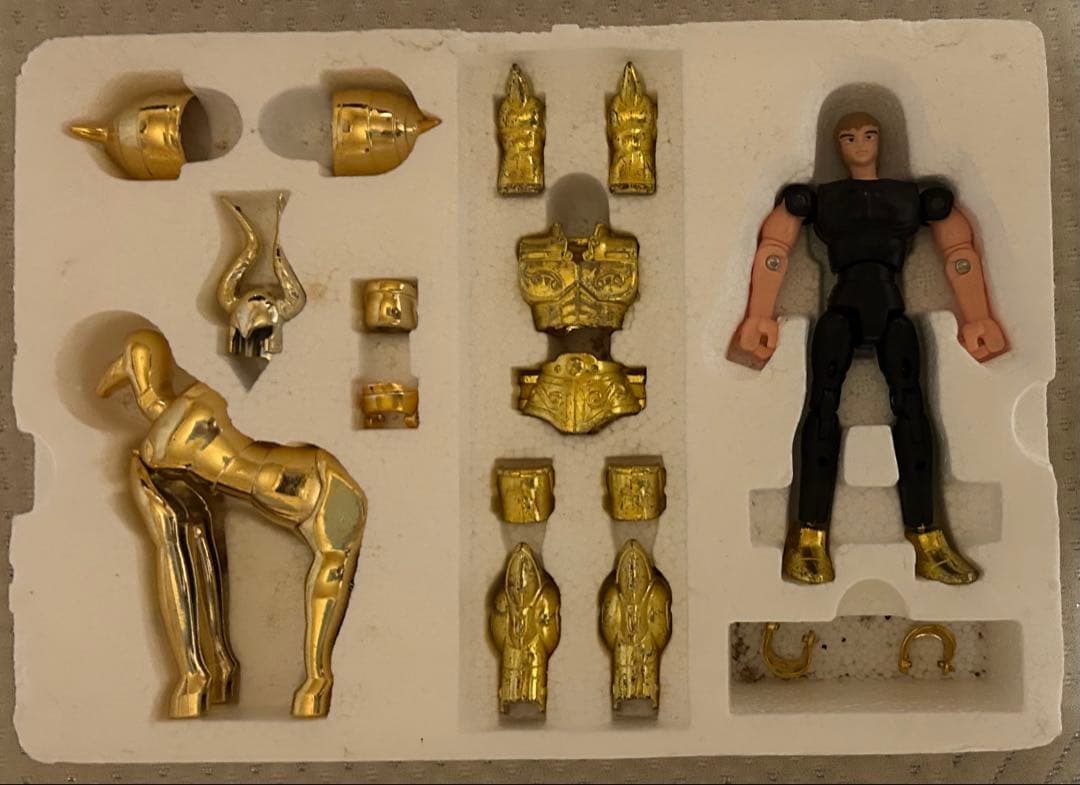 聖闘士星矢 聖衣大系 カプリコーンクロス シュラ 入手困難 希少 当時物 レア