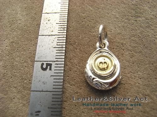 イーグル ペンダントトップ　シルバー925　ゴールド（ｋ18）イーグル手彫り