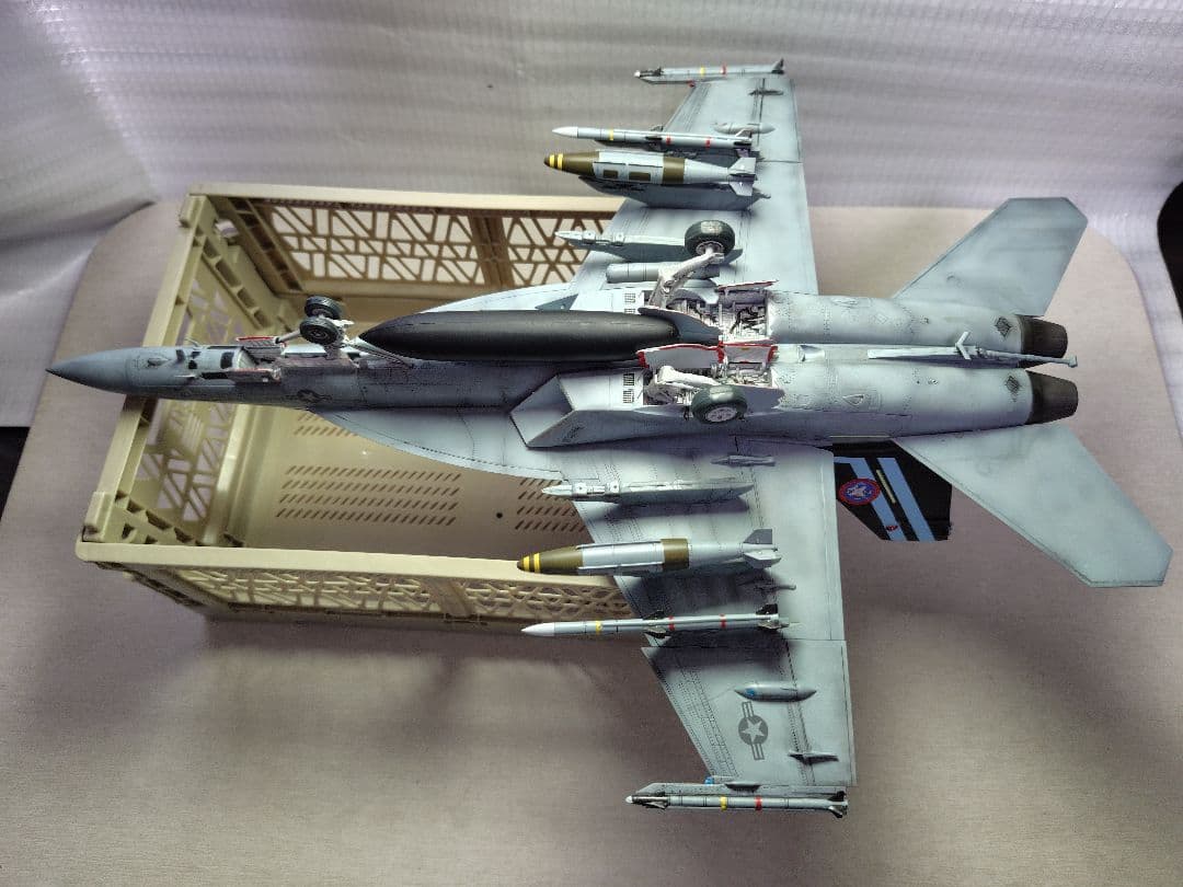 F/A-18E スーパーホーネット 1/48(トップガン マーベリック）