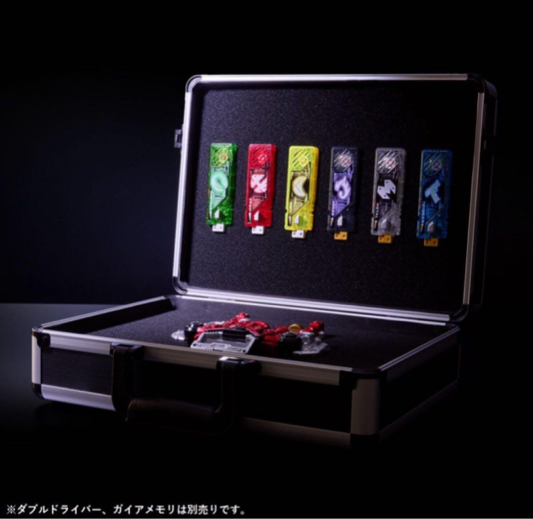 新品　未開封　仮面ライダーW ダブル　ドライバーボックス　バンダイ　送料無料