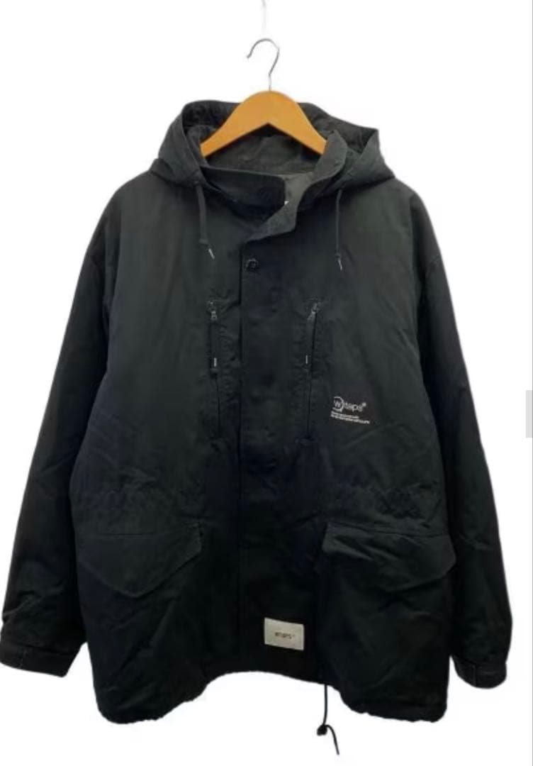 WTAPS ブラック フード付きジャケット X 04