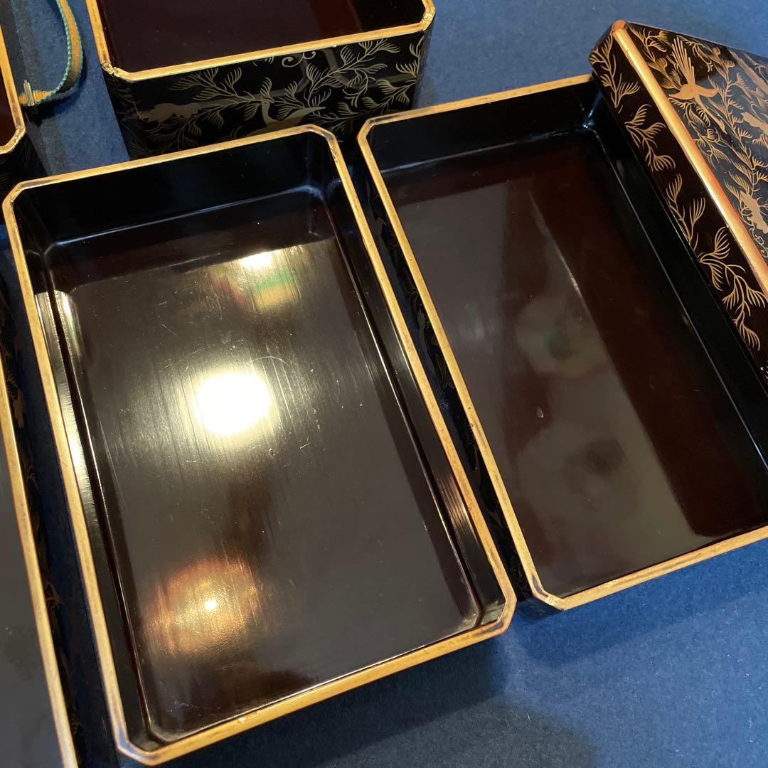 時代物「鳳凰に花唐草紋様 蒔絵」の『野弁当箱』共箱付　重箱　漆器