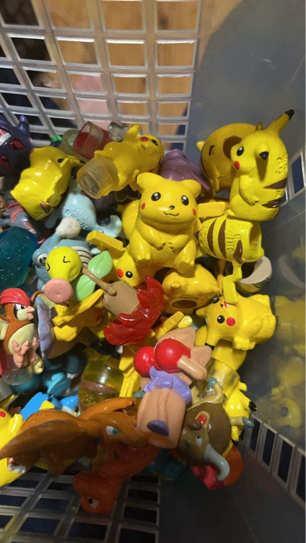 ポケモン　ガチャガチャ　フィギュア　フルカラースタジアム　108匹　初代