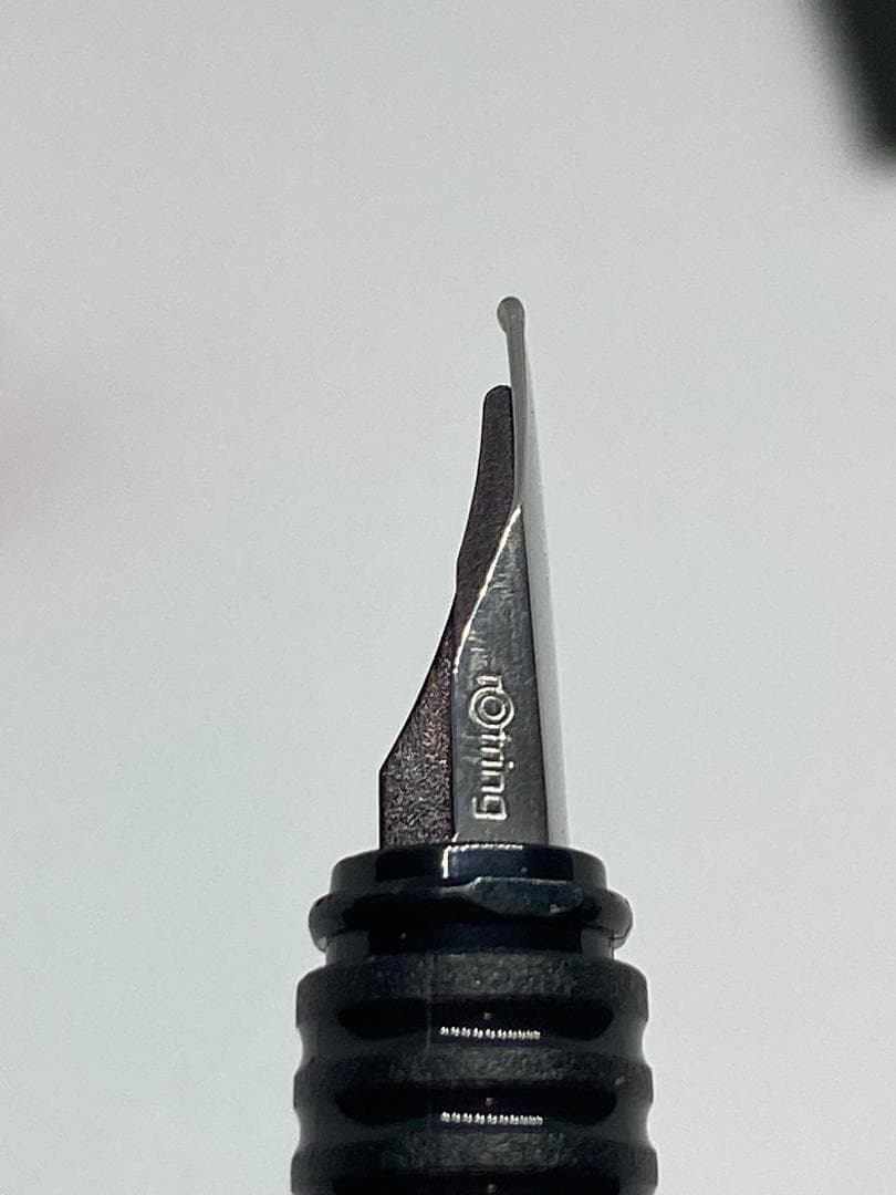 【希少・廃番・ビンテージ】ロットリング/アルトロ /FP F/ピンク系軸/新品