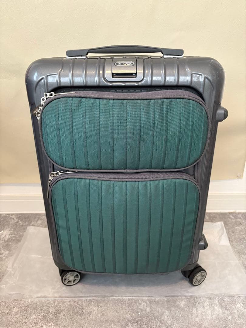 RIMOWA SALSA DELUXE リモア　サルサ ハイブリッド 35L４輪