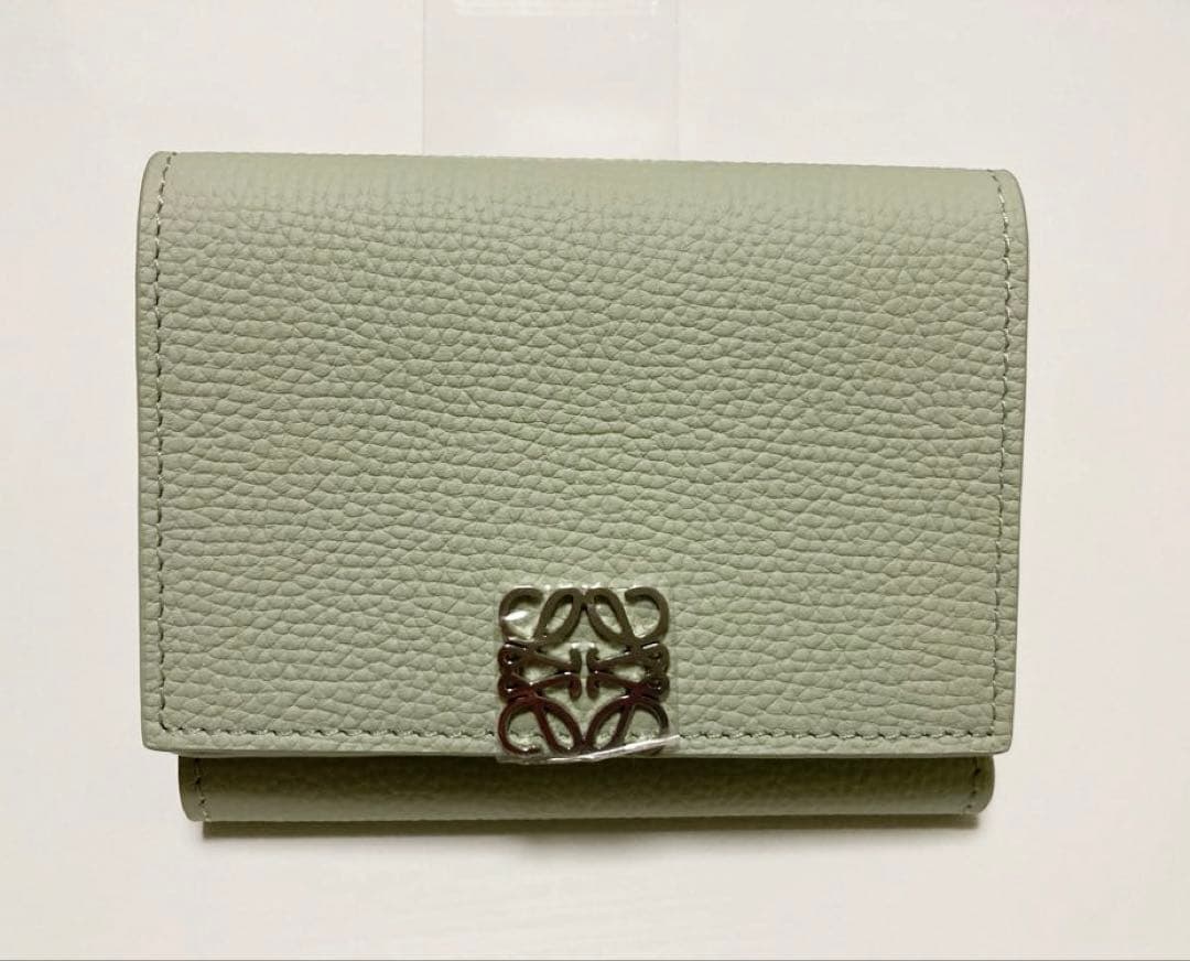 【未使用品】LOEWE アナグラム トライフォールド ウォレット