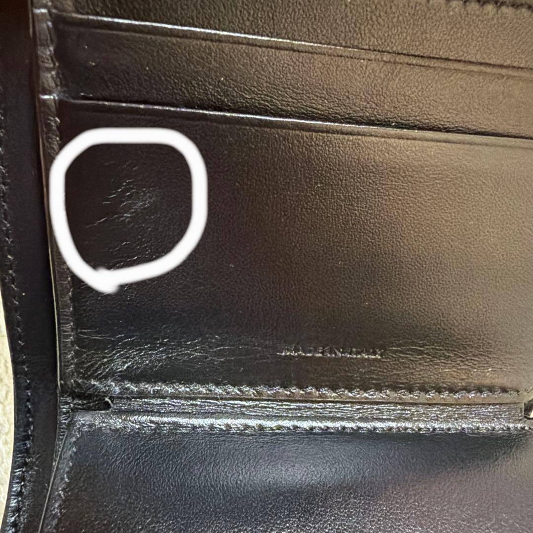 Celine 黒 レザー 三つ折り財布　使用済み