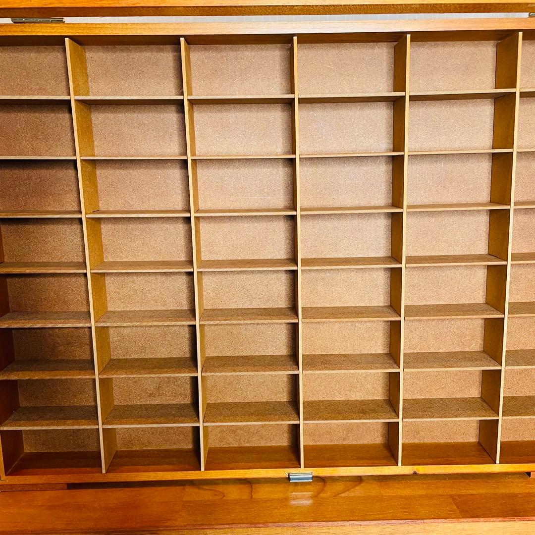 トミカ　ミニカー　コレクションケース　48台　木製　アクリル